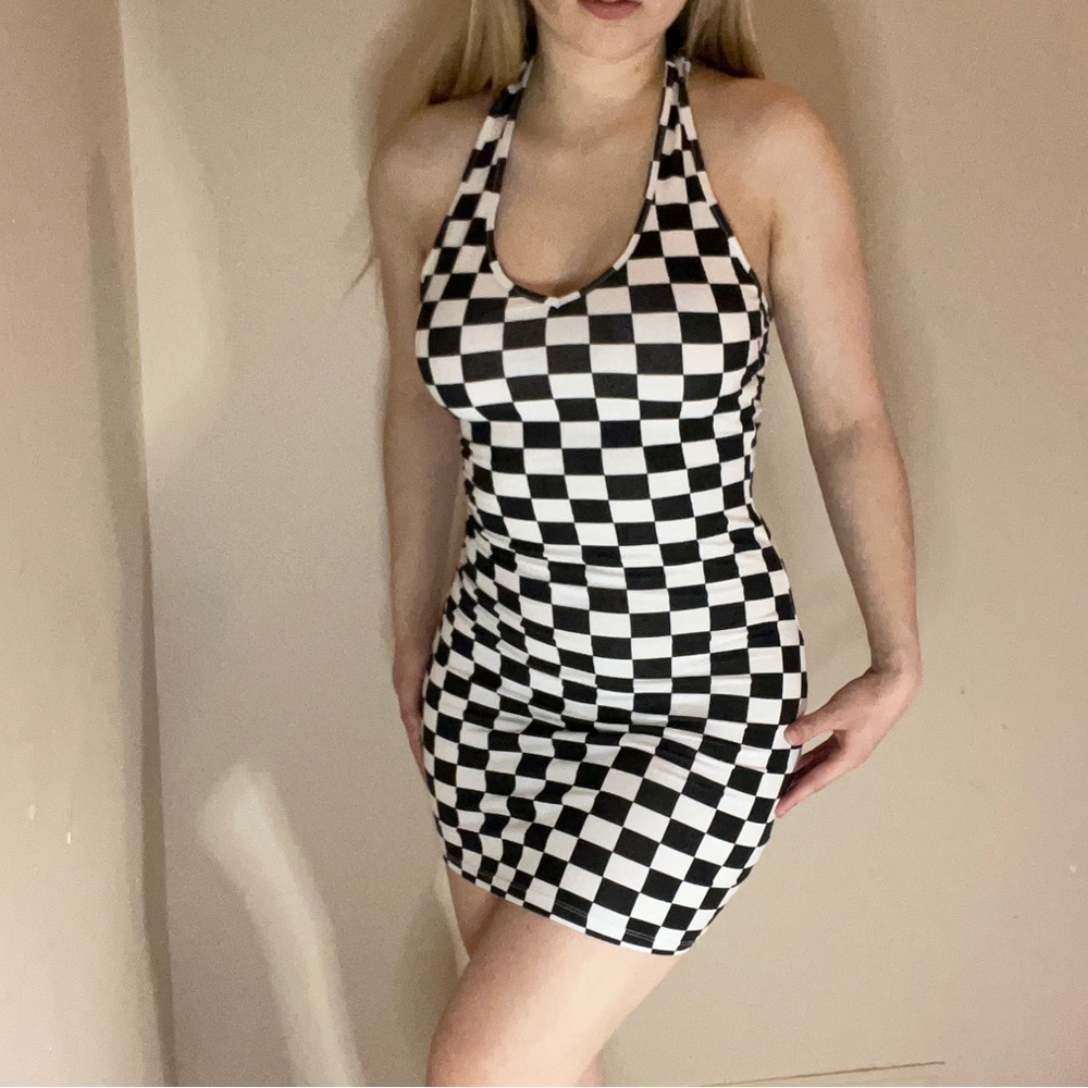 Checkered Halter-top Bodycon Dress